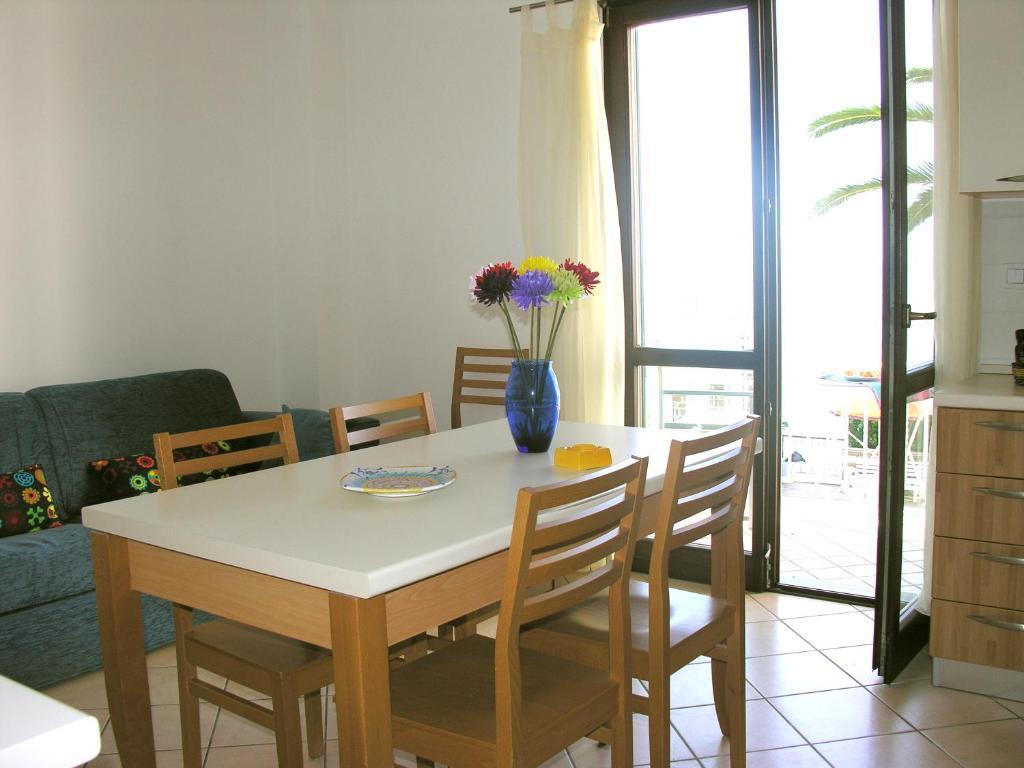Acciaroli Vacanze Residence Rum bild
